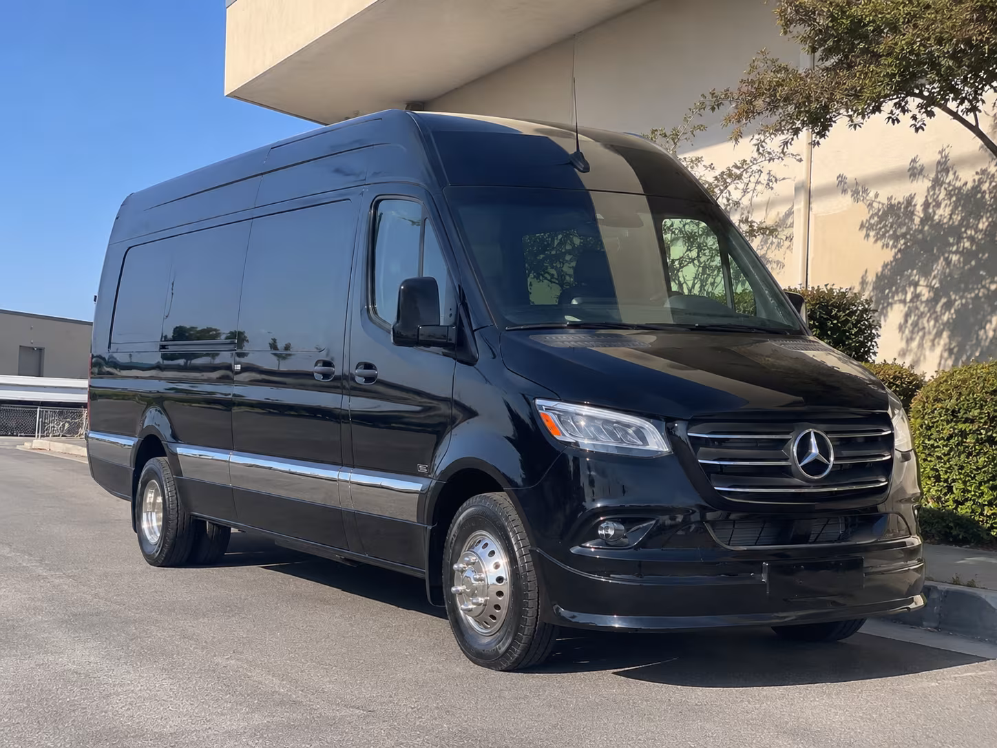 bus rental options for bellevue trips