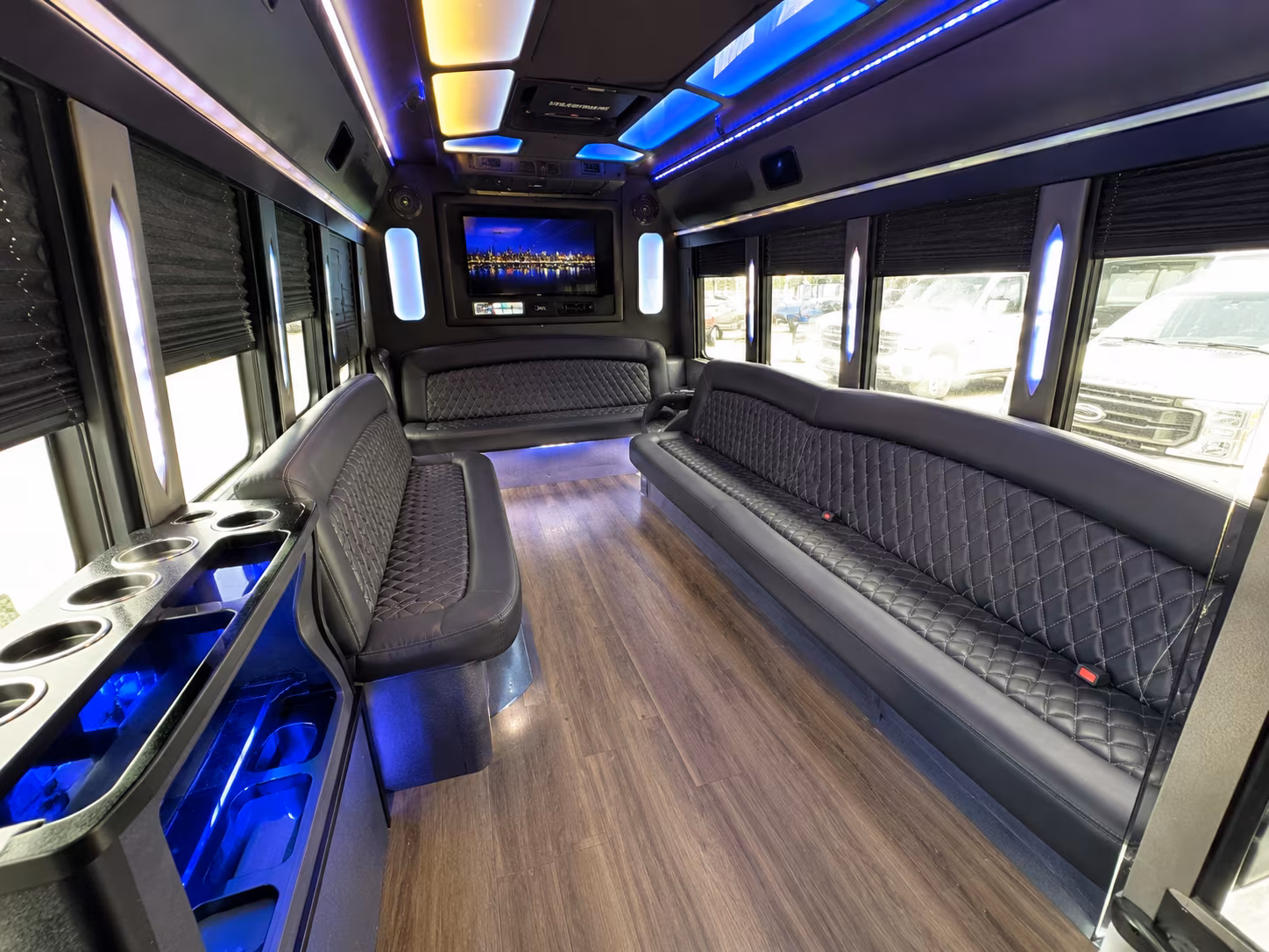 bus rentals for bellevue music festivals and outdoor summer events