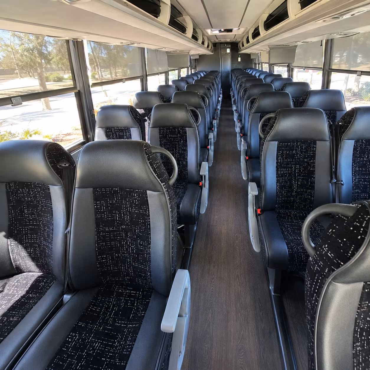 charter buses for bellevue birthday groups crossing into seattle