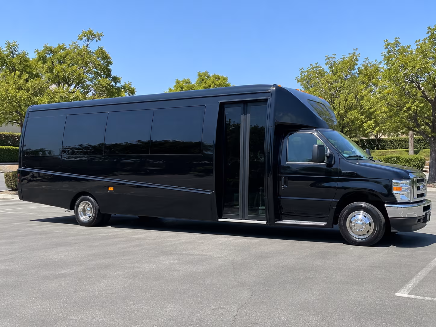 find and book transportation for your next wine tour 5
