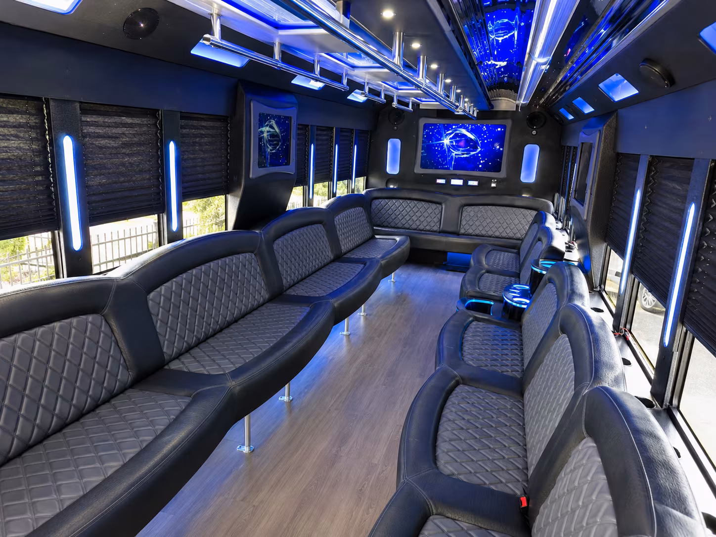 school field trip and group education buses in the bellevue area