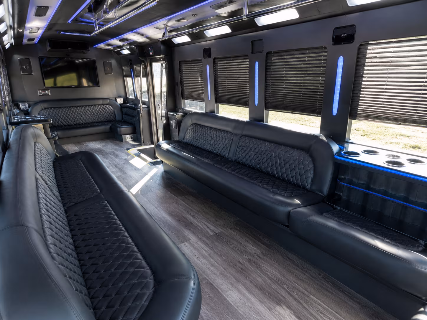 why rent using bellevueminibuscompany com